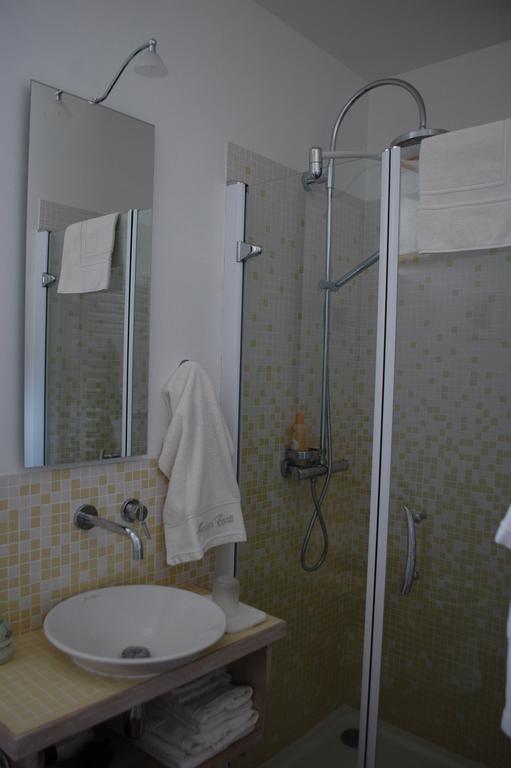 Maison Conti Bed and Breakfast Montmirail  Camera foto